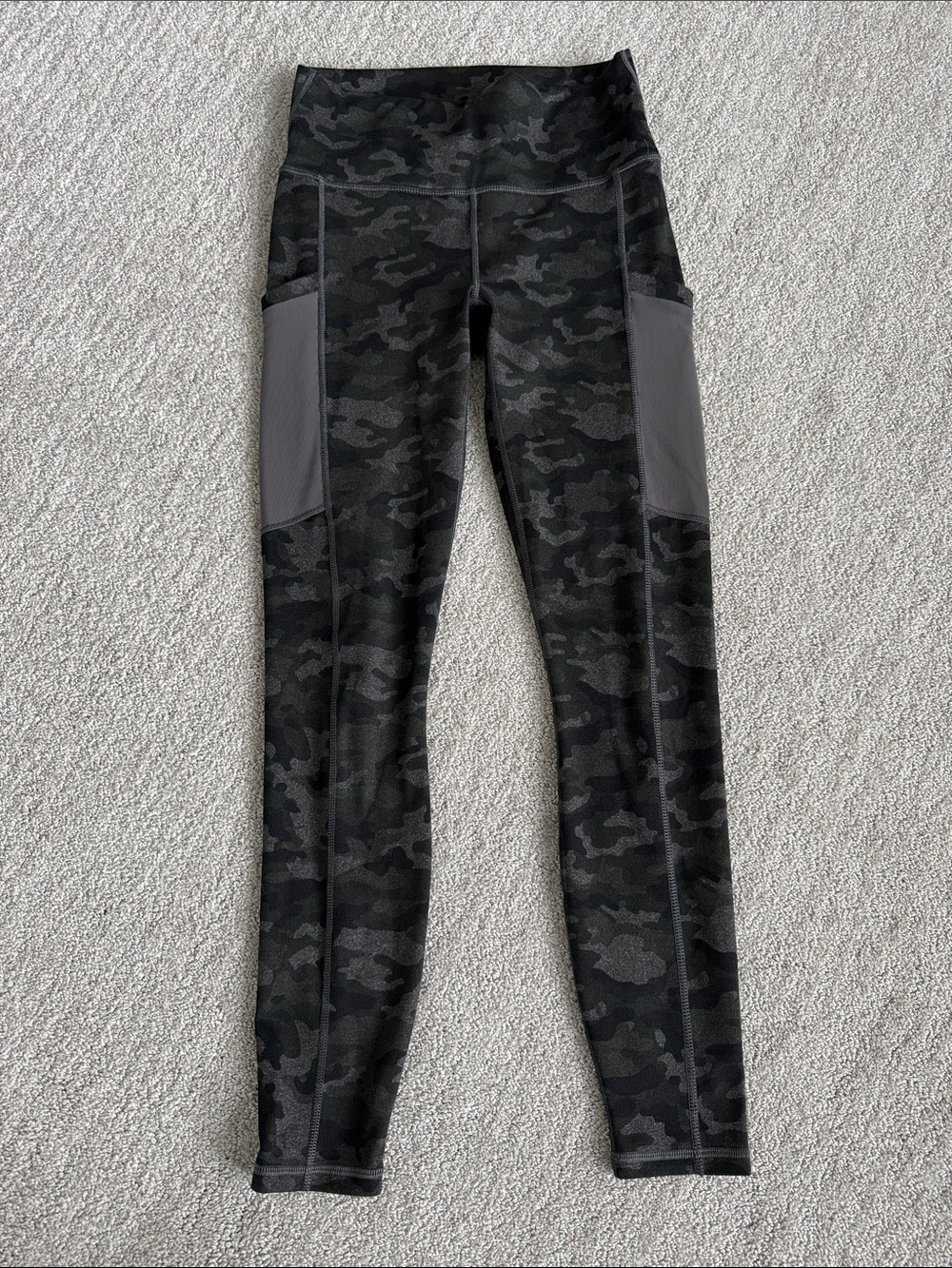 Fabletics Black & Gray Camo High-Waist Pocket Leggings